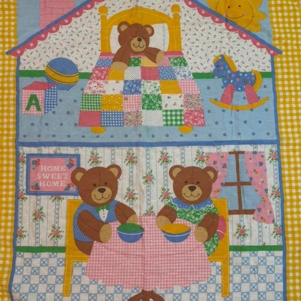 Vintage 90s Teddy Bear Kids Quilt 34"x43.5" - Picture 2 of 6